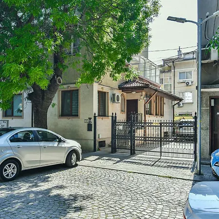 Apartment 2br Duplex With Sauna *